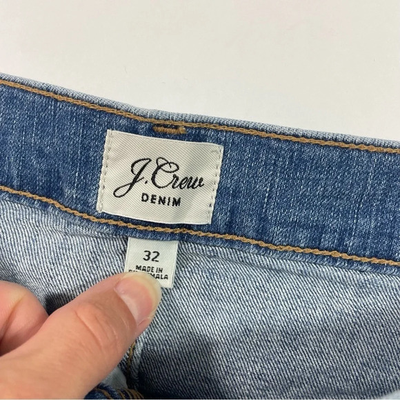 J Crew Mid Rise Denim Shorts Squash Wash AV826 - Picture 8 of 8